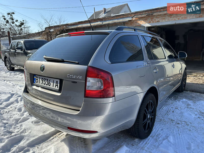 Универсал Skoda Octavia 2009 в Полтаве фото 13 Универсал Skoda Octavia 2009 в Полтаве