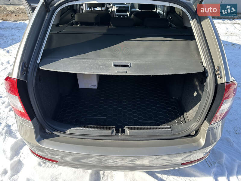 Универсал Skoda Octavia 2009 в Полтаве фото 25 Универсал Skoda Octavia 2009 в Полтаве