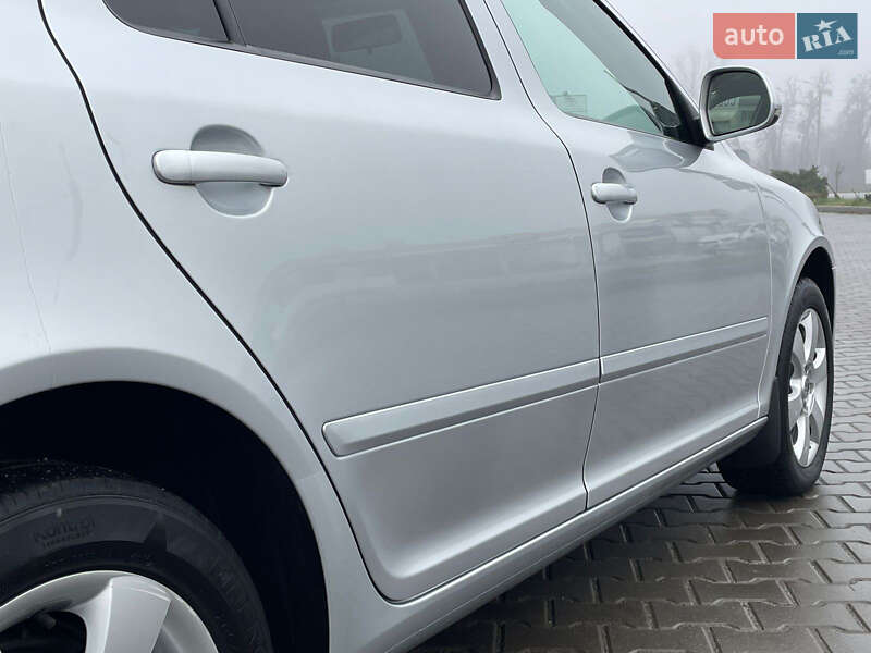 Універсал Skoda Octavia 2010 в Вінниці