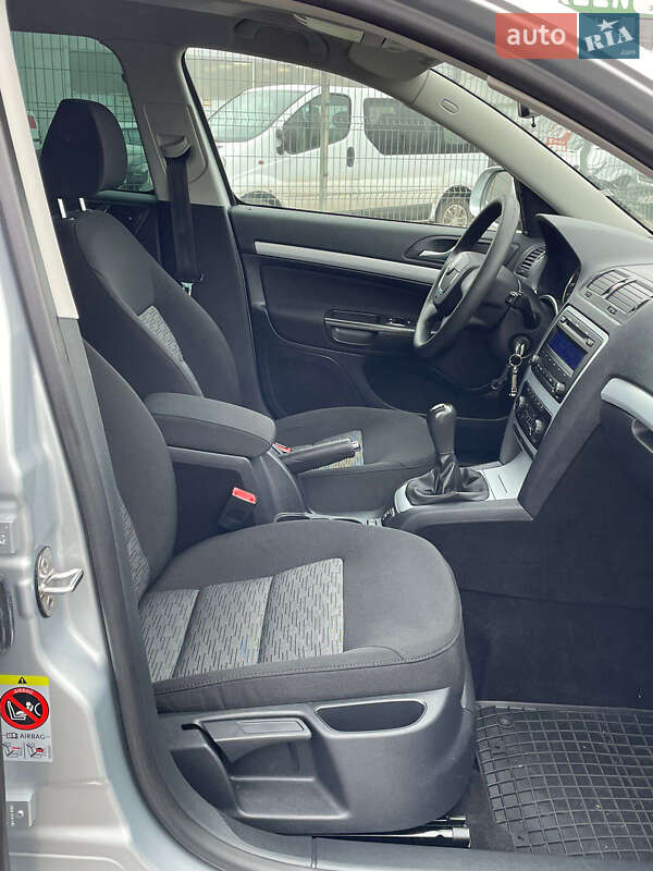 Універсал Skoda Octavia 2010 в Вінниці