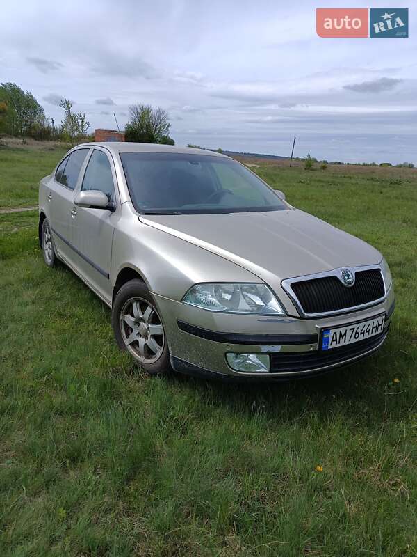 Лифтбек Skoda Octavia 2004 в Кременчуге фото Лифтбек Skoda Octavia 2004 в Кременчуге