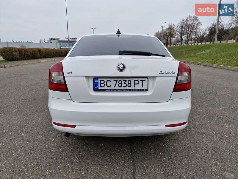 Ліфтбек Skoda Octavia 2010 в Кривому Розі