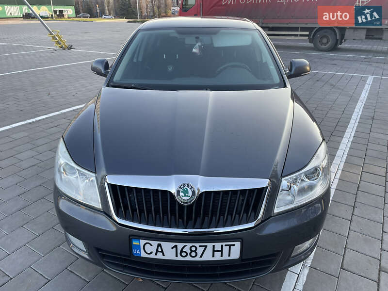 Лифтбек Skoda Octavia 2011 в Черкассах