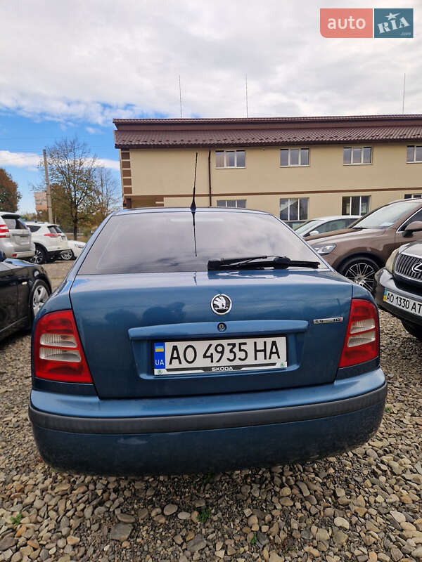 Ліфтбек Skoda Octavia 2002 в Тячеві