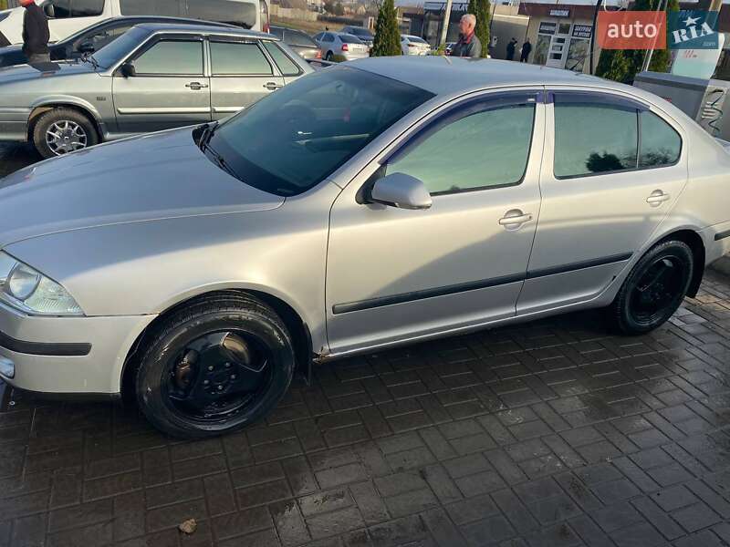 Лифтбек Skoda Octavia 2007 в Днепре