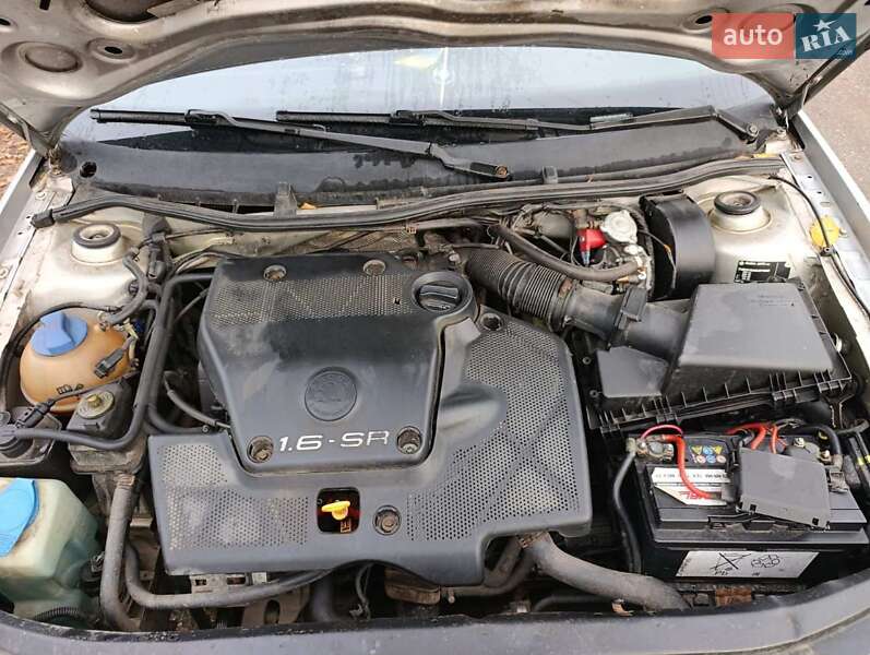 Лифтбек Skoda Octavia 2001 в Николаеве