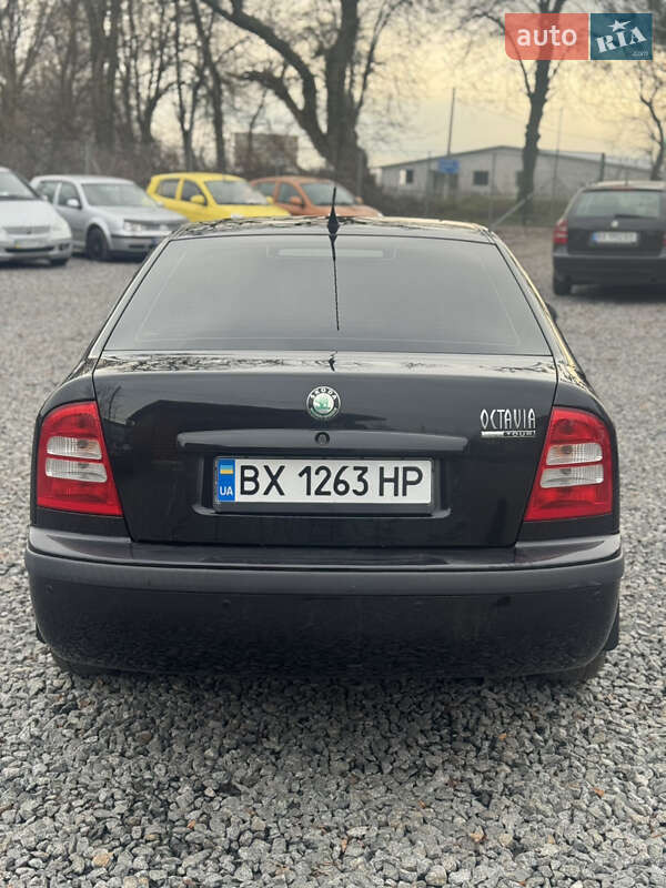 Лифтбек Skoda Octavia 2010 в Хмельницком