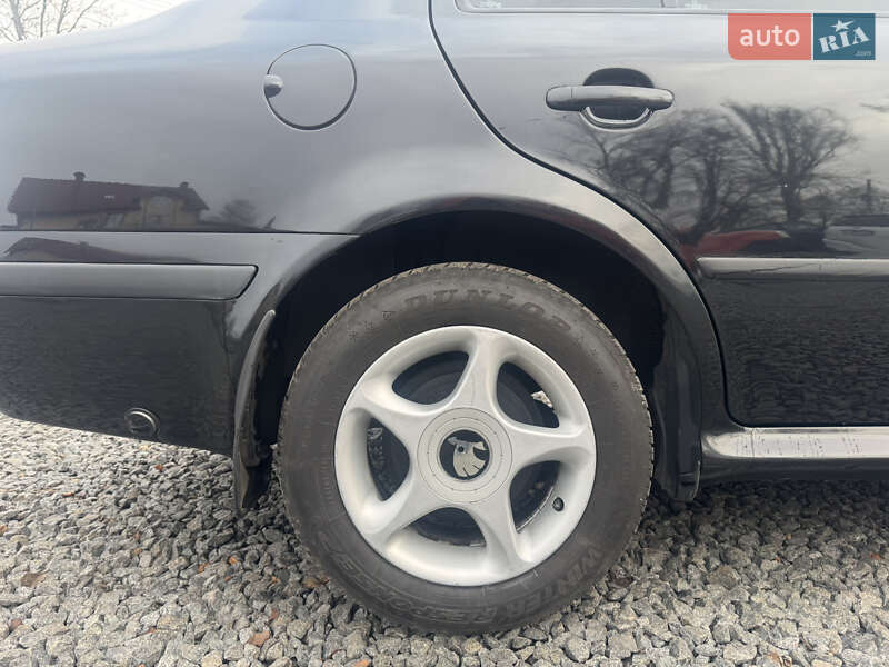 Лифтбек Skoda Octavia 2010 в Хмельницком