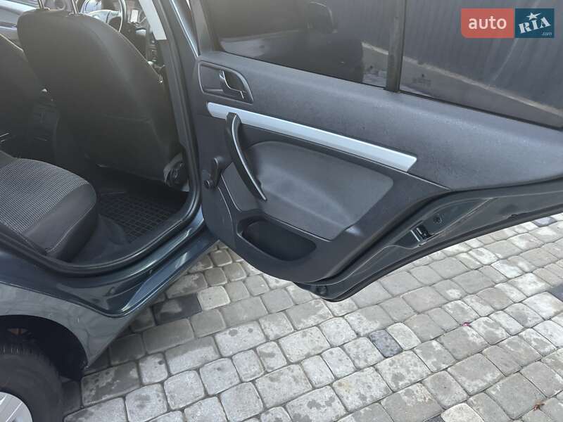 Ліфтбек Skoda Octavia 2004 в Вінниці