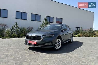 Універсал Skoda Octavia 2021 в Луцьку