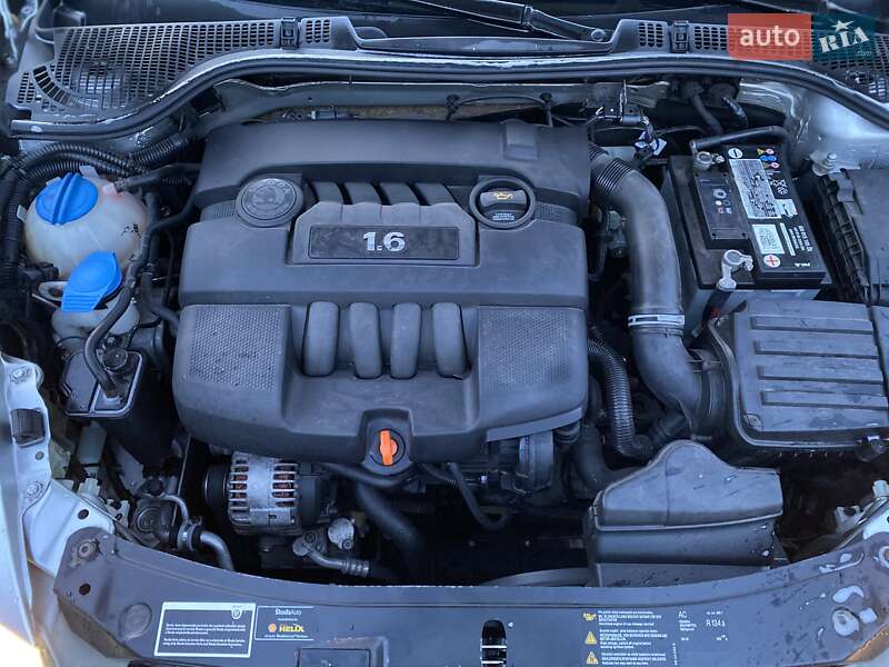 Лифтбек Skoda Octavia 2006 в Николаеве