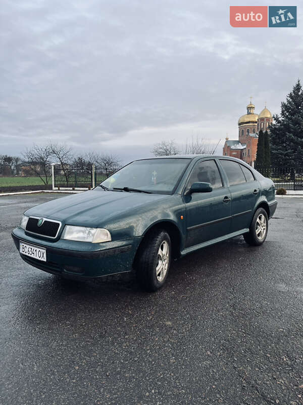 Ліфтбек Skoda Octavia 1998 в Іваничах
