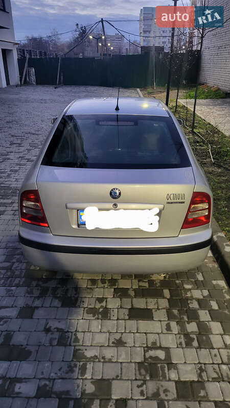 Ліфтбек Skoda Octavia 2002 в Черкасах