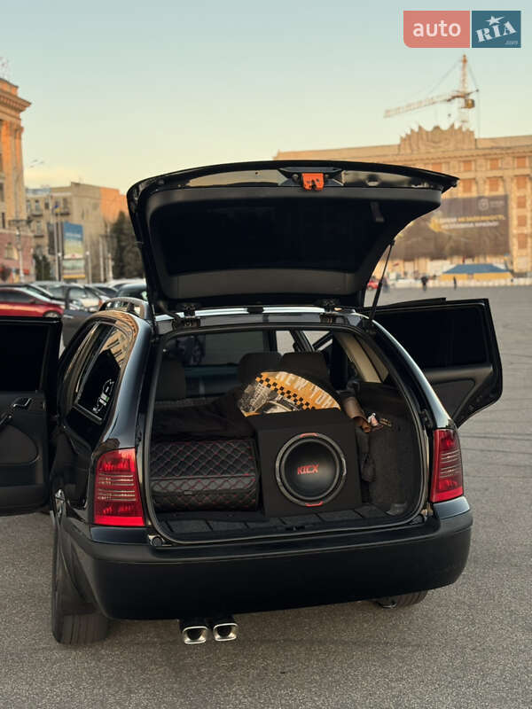 Универсал Skoda Octavia 2004 в Харькове