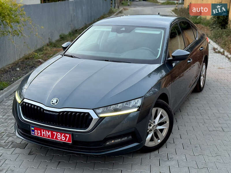 Ліфтбек Skoda Octavia 2021 в Ужгороді