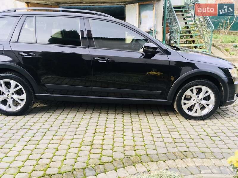 Універсал Skoda Octavia 2014 в Чернівцях