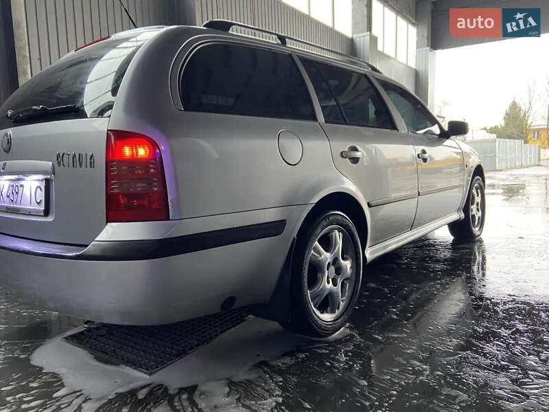 Универсал Skoda Octavia 2008 в Ровно