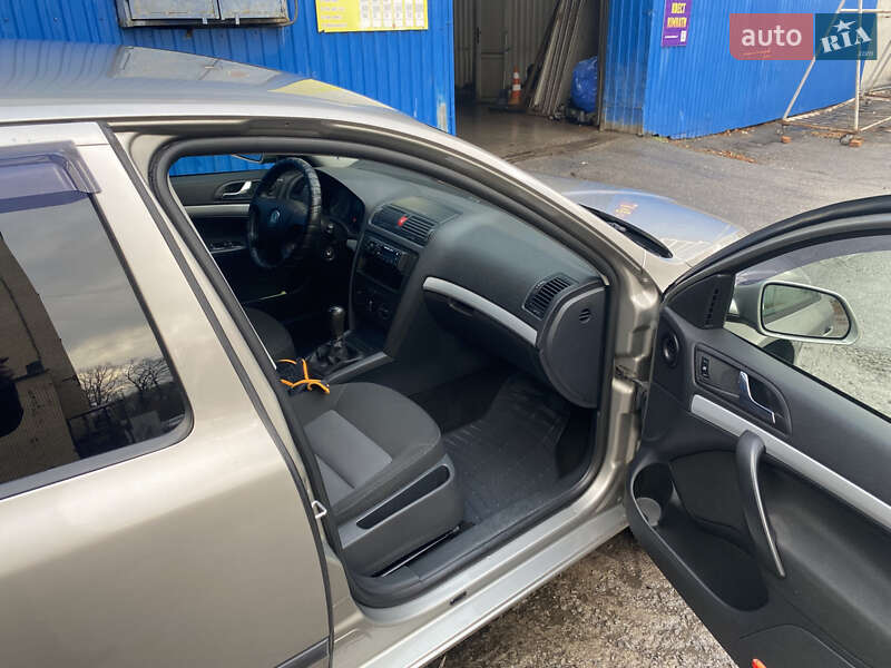 Ліфтбек Skoda Octavia 2007 в Вінниці