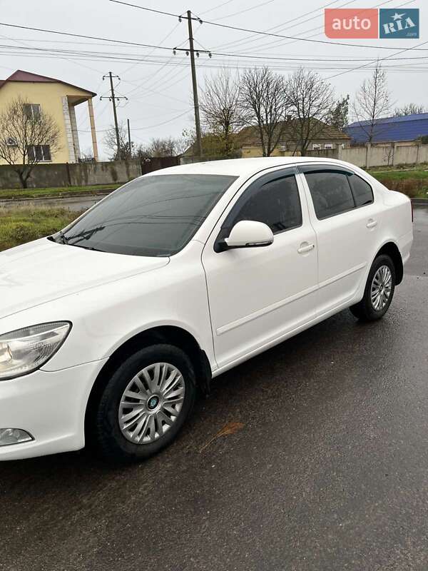 Лифтбек Skoda Octavia 2012 в Николаеве