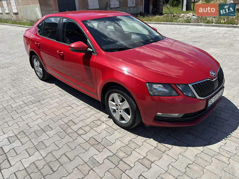 Ліфтбек Skoda Octavia 2018 в Великих Мостах