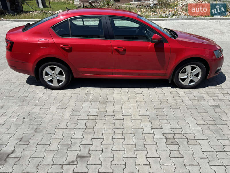 Ліфтбек Skoda Octavia 2018 в Великих Мостах