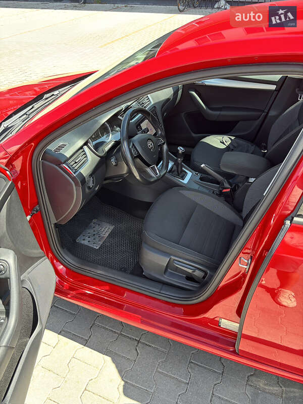 Ліфтбек Skoda Octavia 2018 в Великих Мостах