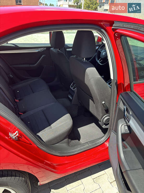 Ліфтбек Skoda Octavia 2018 в Великих Мостах