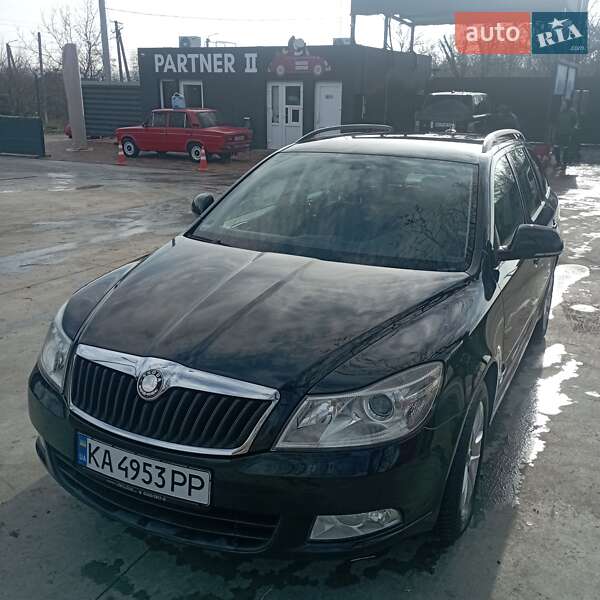 Універсал Skoda Octavia 2010 в Черкаському