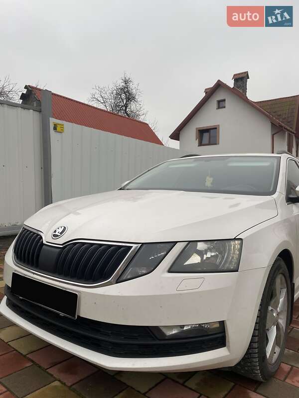 Універсал Skoda Octavia 2017 в Кам'янському