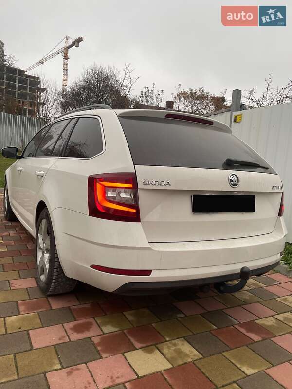Універсал Skoda Octavia 2017 в Кам'янському