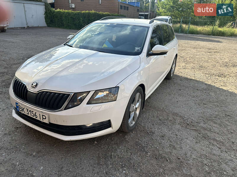 Універсал Skoda Octavia 2017 в Кам'янському