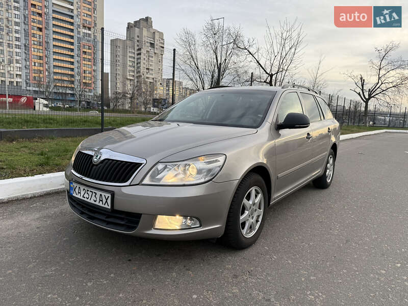 Универсал Skoda Octavia 2010 в Киеве