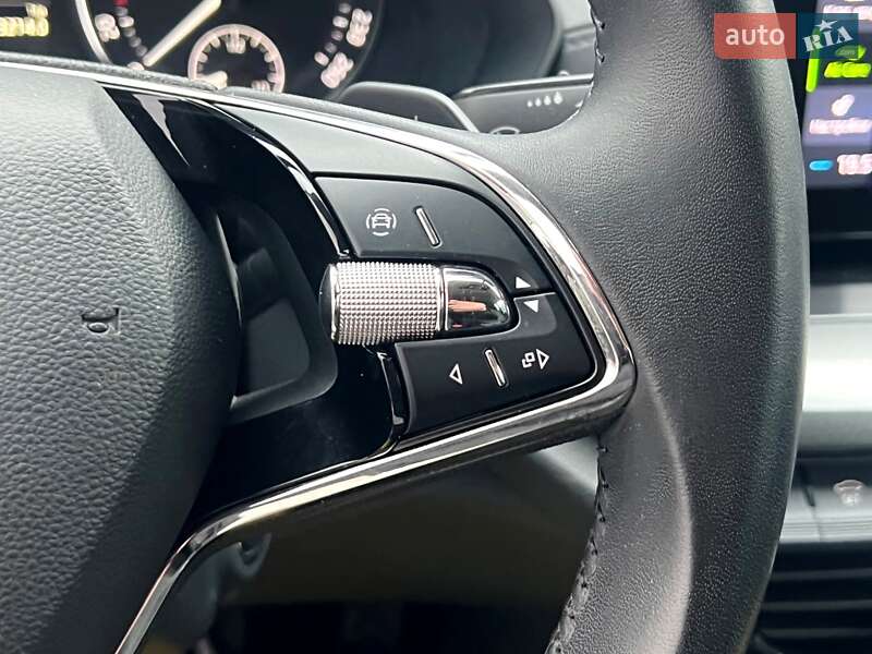 Лифтбек Skoda Octavia 2021 в Киеве