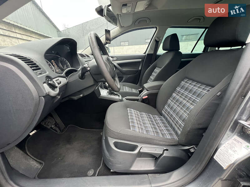 Универсал Skoda Octavia 2013 в Киеве фото 12 Универсал Skoda Octavia 2013 в Киеве