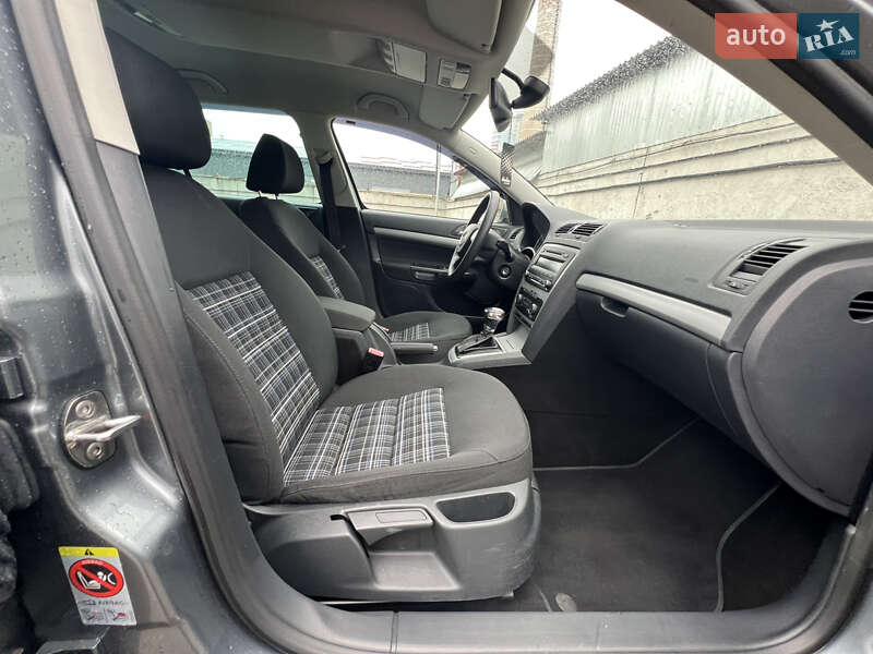 Универсал Skoda Octavia 2013 в Киеве фото 28 Универсал Skoda Octavia 2013 в Киеве