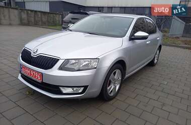 Лифтбек Skoda Octavia 2014 в Черкассах