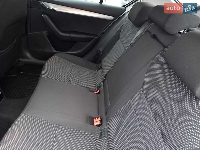 Ліфтбек Skoda Octavia 2014 в Черкасах фото 21 Ліфтбек Skoda Octavia 2014 в Черкасах