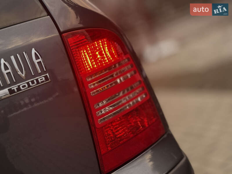 Універсал Skoda Octavia 2009 в Дрогобичі