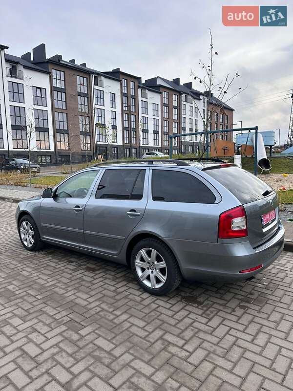 Универсал Skoda Octavia 2012 в Луцке