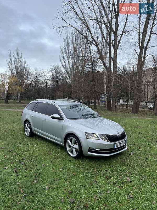 Универсал Skoda Octavia 2018 в Кривом Роге фото Универсал Skoda Octavia 2018 в Кривом Роге