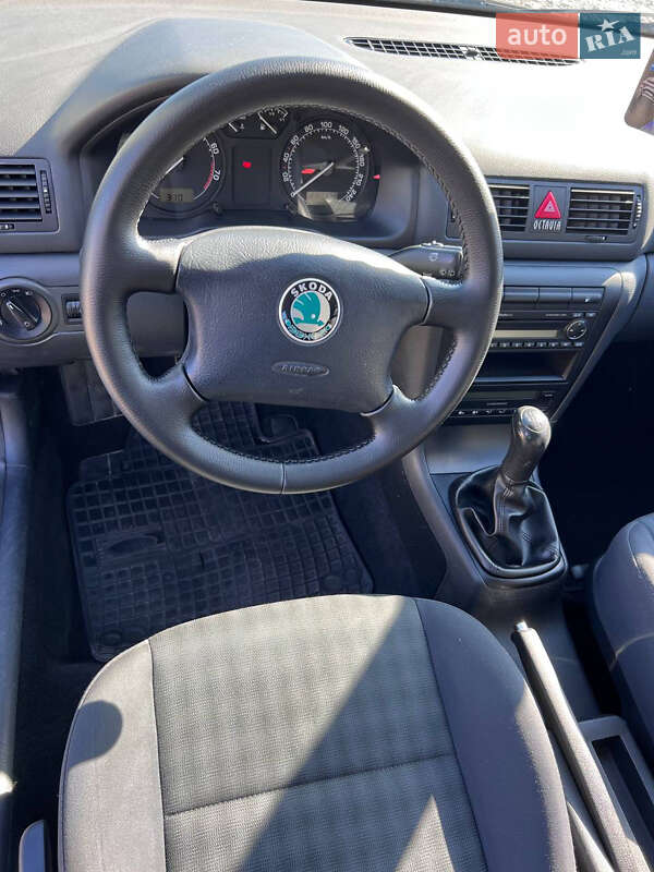 Универсал Skoda Octavia 2007 в Виннице