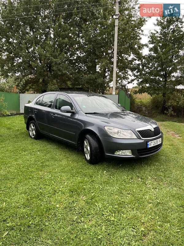 Лифтбек Skoda Octavia 2009 в Ивано-Франковске