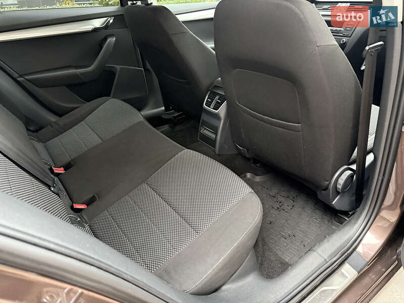 Лифтбек Skoda Octavia 2013 в Киеве фото 13 Лифтбек Skoda Octavia 2013 в Киеве