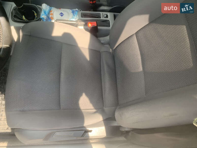 Ліфтбек Skoda Octavia 1998 в Рівному