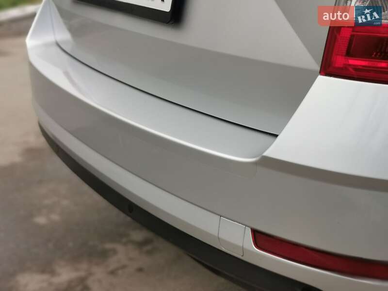 Універсал Skoda Octavia 2018 в Чернівцях фото 18 Універсал Skoda Octavia 2018 в Чернівцях