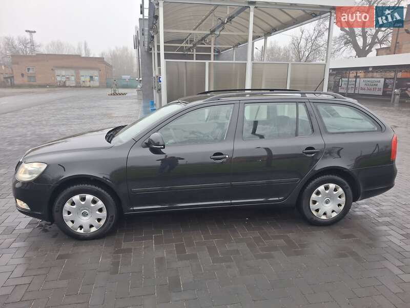Універсал Skoda Octavia 2011 в Лубнах