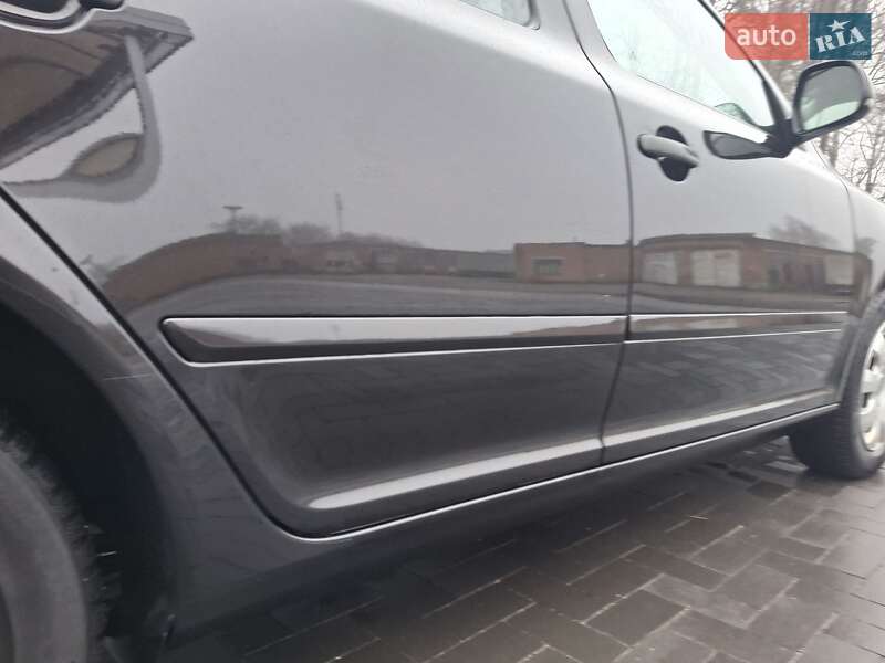 Універсал Skoda Octavia 2011 в Лубнах