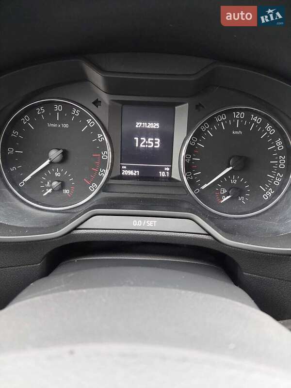 Лифтбек Skoda Octavia 2016 в Львове