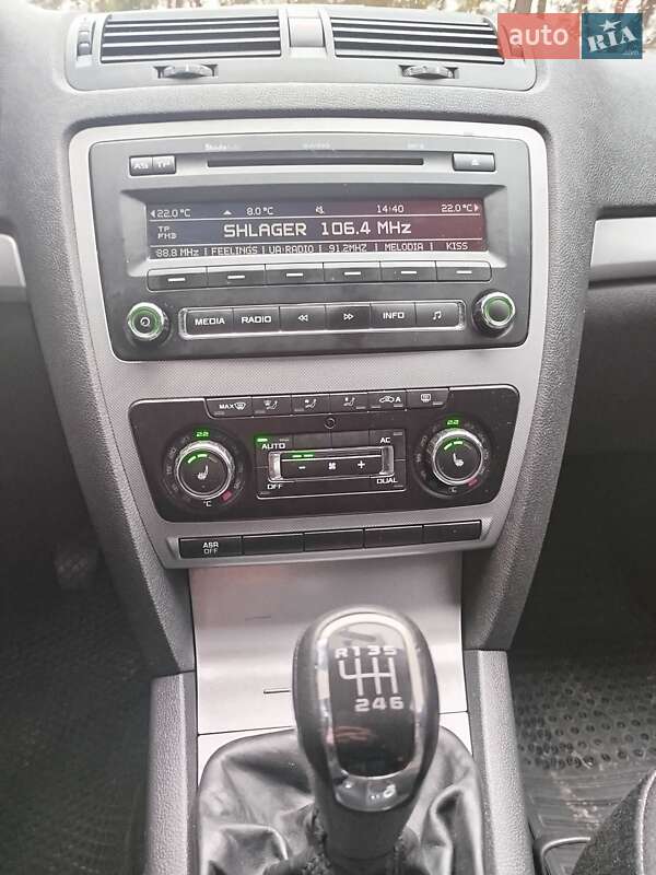 Універсал Skoda Octavia 2011 в Сумах