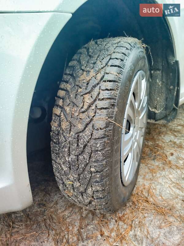 Універсал Skoda Octavia 2011 в Сумах